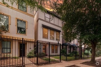 Building Photo - 2808 St Emanuel St
