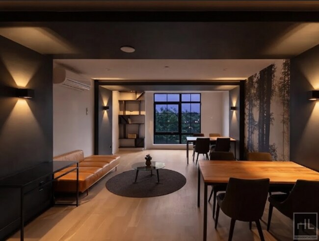 Foto del edificio - Spacious 2 Bedroom, 2 Bathroom with Private Balcony at The Crescendo
