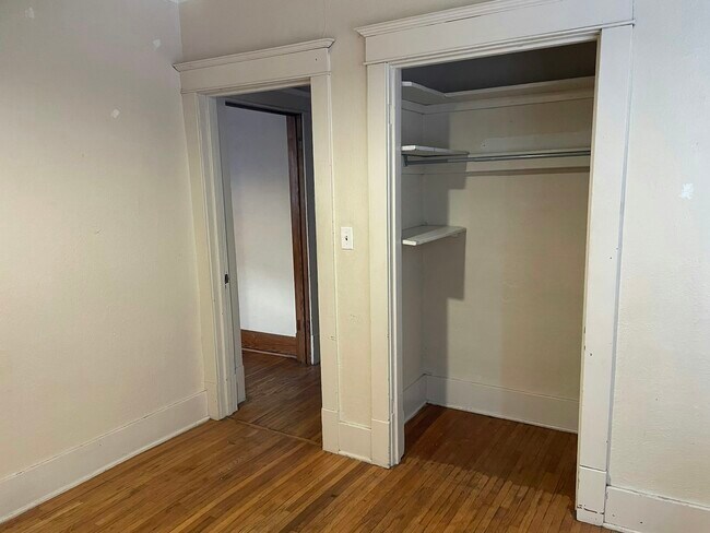 Foto del edificio - 1509 W Main St