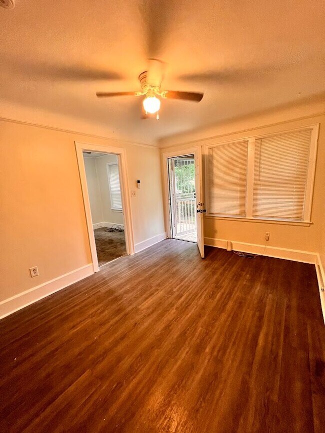 Building Photo - 14541 Kentfield St - For Rent!