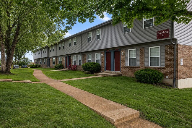 Foto del edificio - Stonebridge Townhomes