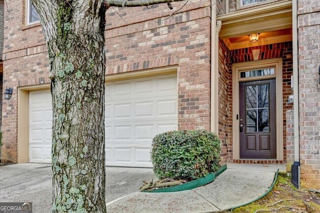 Building Photo - 979 Parkside Wood Ct