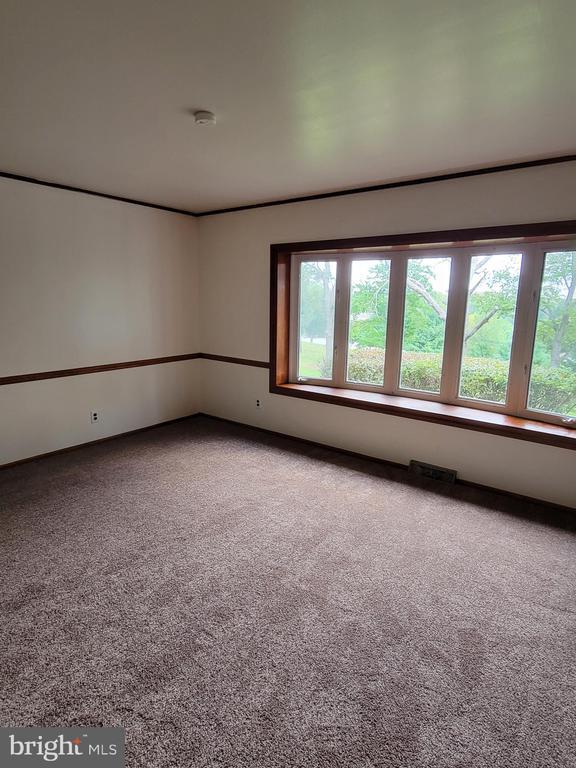 Foto del edificio - 10 Groff Cir