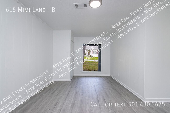 Building Photo - 615 Mimi Ln