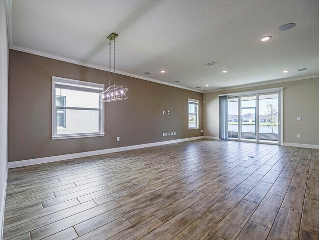 Building Photo - 9405 Serapis Wy