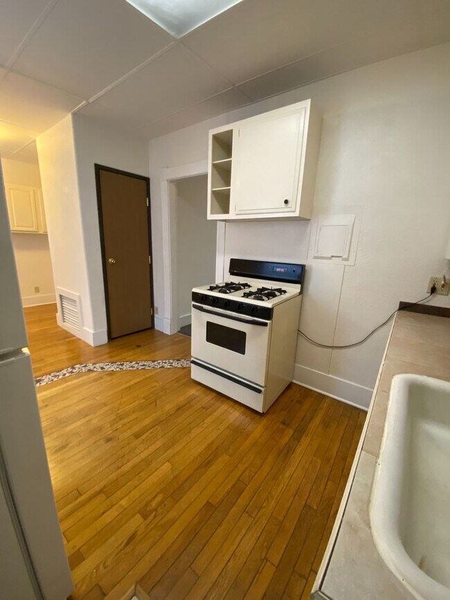 Foto del edificio - Spacious One Bedroom on the Northside