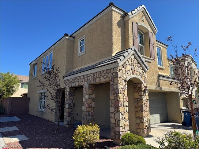 Building Photo - 10240 Danskin Dr