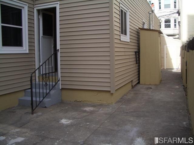 Building Photo - 18 Lapidge St