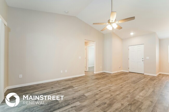 Foto del edificio - 5697 Babroff Terrace