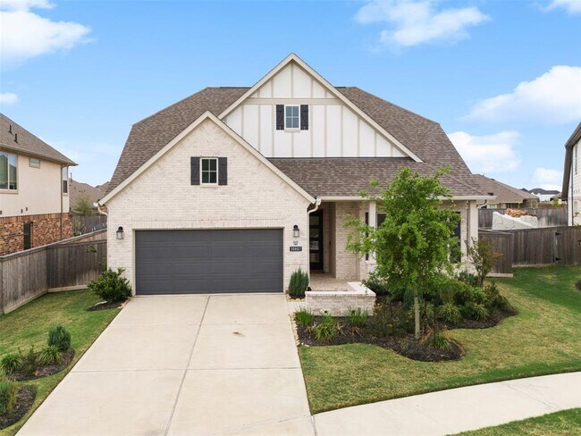 Building Photo - 10807 Cloaked Wing Ct