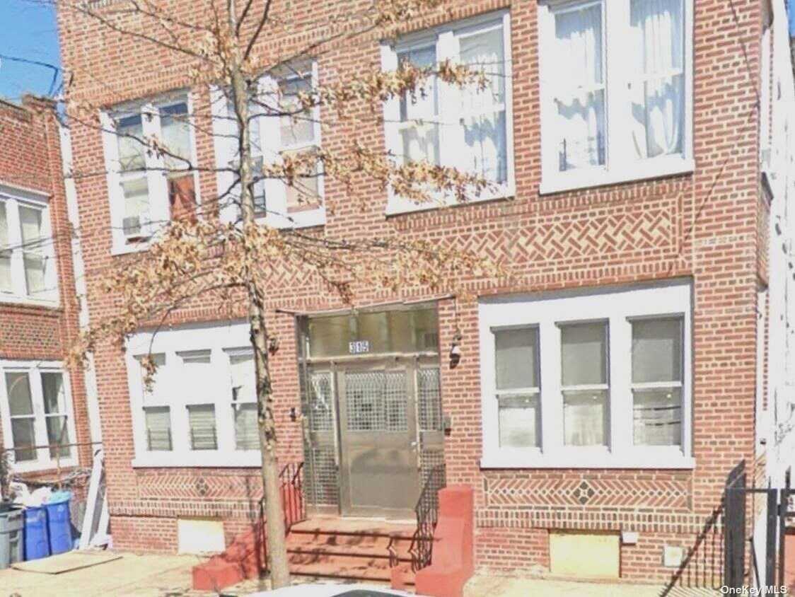 Primary Photo - 315 Atkins Ave