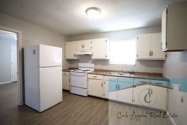 Foto del edificio - Move in special $500!! 2-bed, 1-bath apt Trumann - HUD accepted