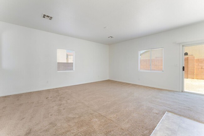 Building Photo - Spacious Two-Story Home with an Open-Concept Design!
