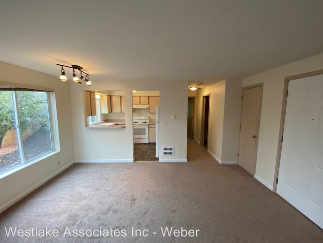 Building Photo - 16990 NE 80th St