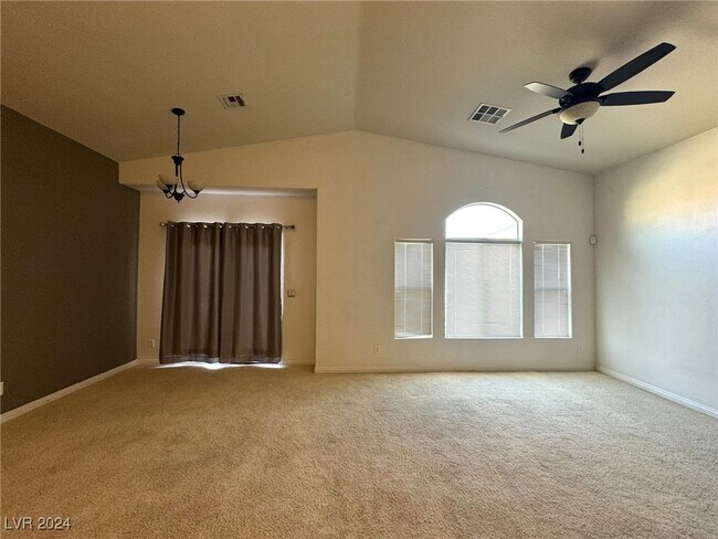 Foto del edificio - 8754 Traveling Breeze Ave