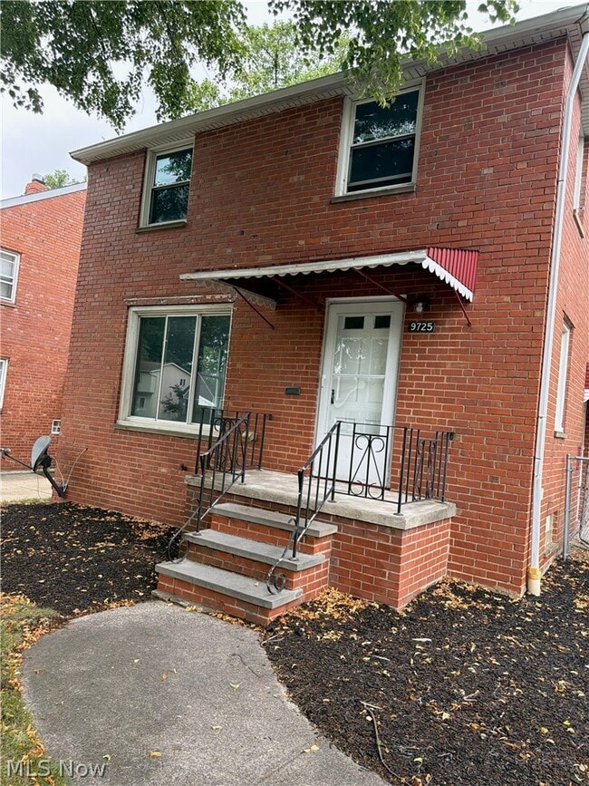 Building Photo - 9725 S Highland Ave