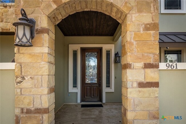 Foto del edificio - 961 N Academy Ave