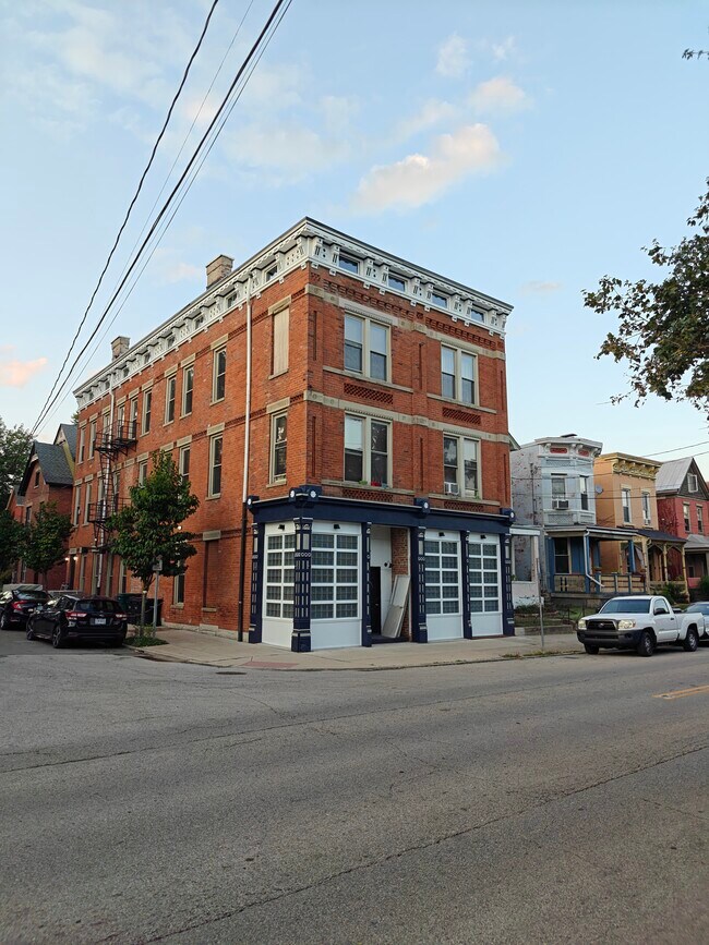 Foto del edificio - 4204 Williamson Pl