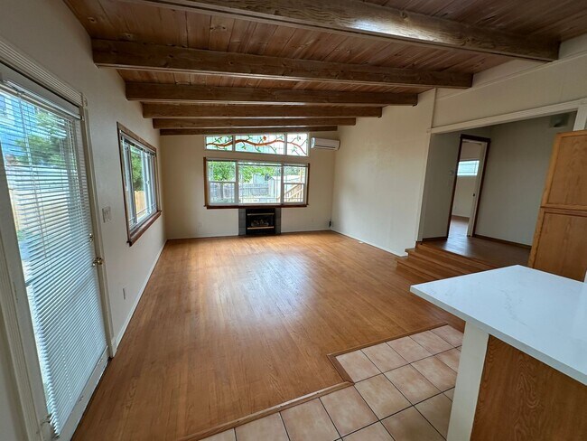 Foto del edificio - 2 bedroom 1.5 bath house