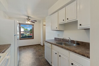 Building Photo - 3774 S 81st St