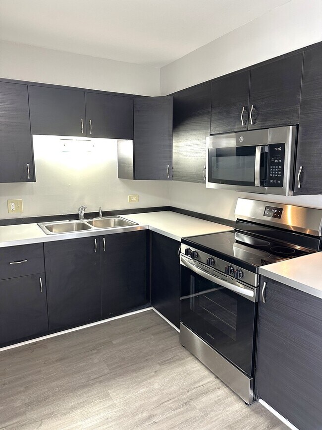 Foto del edificio - 9709 W Lorraine Dr