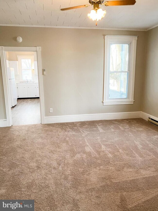 Foto del edificio - 212 S Fayette St