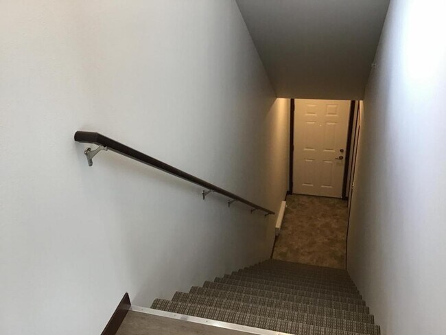 Foto del edificio - 535 Linden Dr