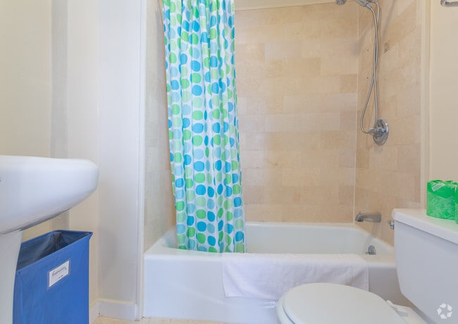 Interior Photo - Vantaggio Suites Garland