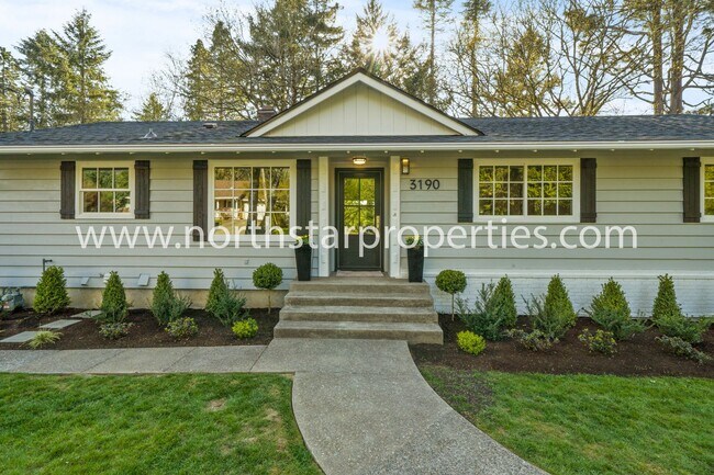 Foto del edificio - Remodeled Midcentury in Lake Oswego