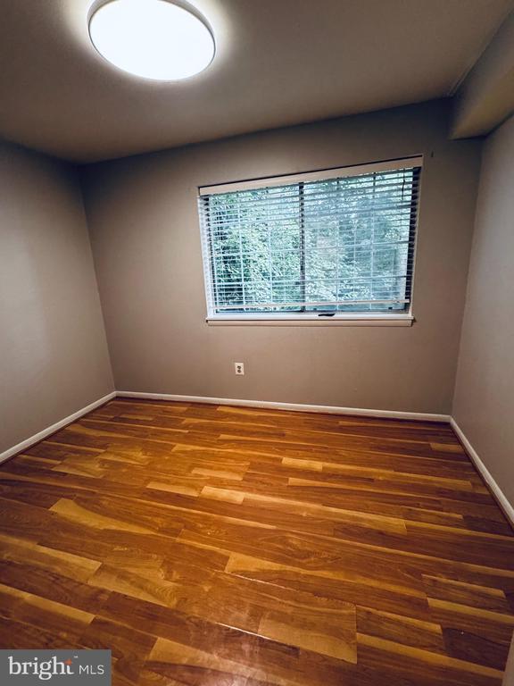Foto del edificio - 1531 Colonial Dr