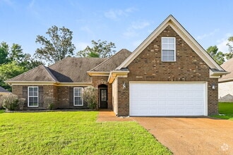 Building Photo - 2639 Cherry Tree Dr