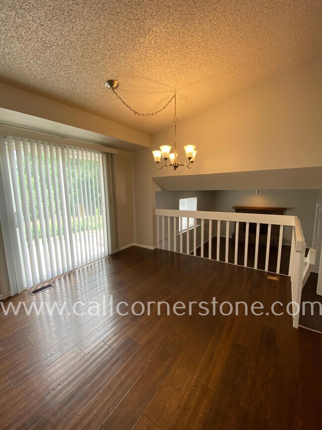 Photo - 3795 Valley View St House