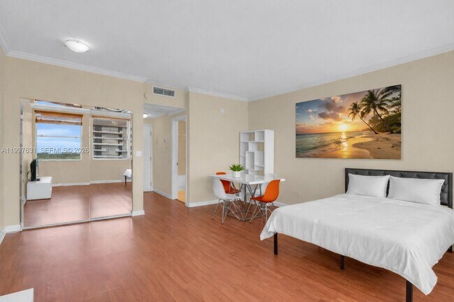 Foto del edificio - 700 Biltmore Way