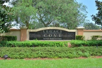 Building Photo - 1423 SE Legacy Cove Cir