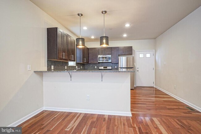 Foto del edificio - 825 N 16th St