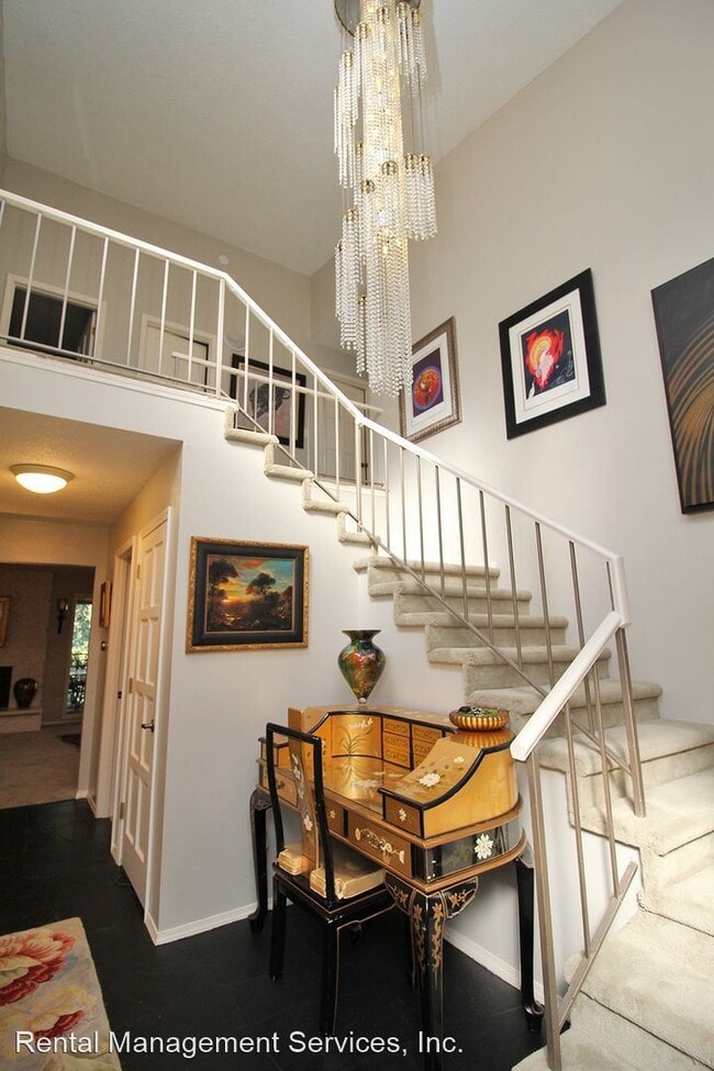 Building Photo - 3 br, 2.5 bath House - 14490 S Kelmsley Dr