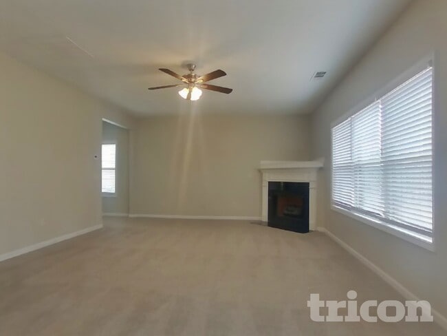 Building Photo - 111 Bethany Manor Dr