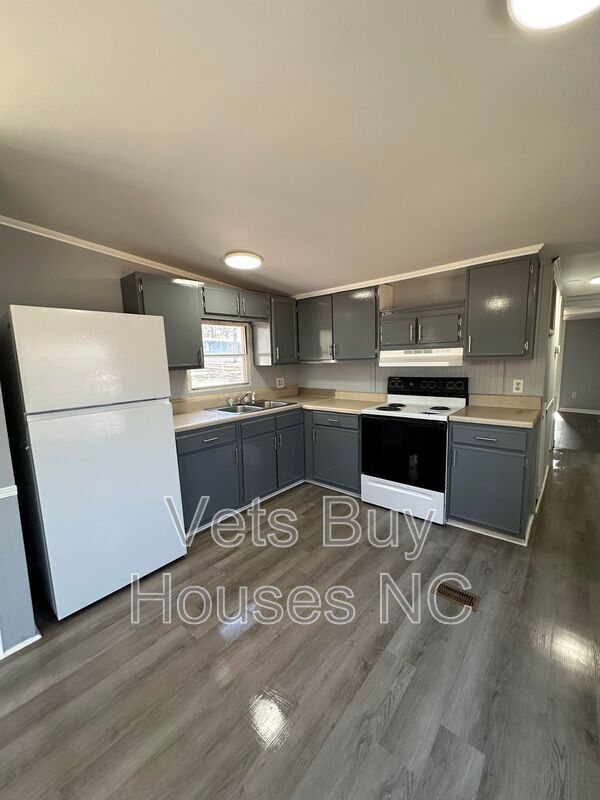 Foto del edificio - 125 Calvin Rd