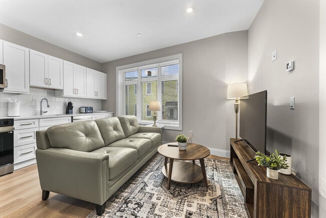 Building Photo - 394 McGrath Hwy