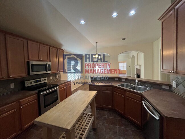 Foto del edificio - Spacious Single Story Home in a Great Loca...
