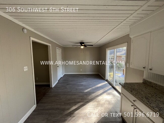 Foto del edificio - 306 SW 6th St