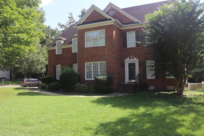 Building Photo - Large Colonial in Twin Hickory  **Available For Showing 4/1/2026**