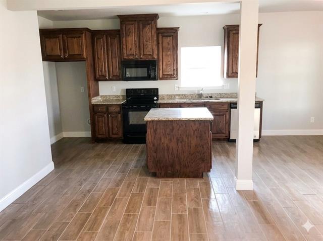 Building Photo - 4716 Henry St