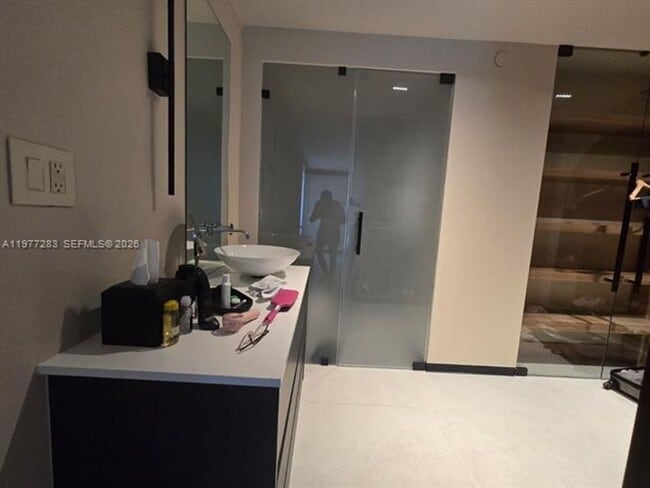 Photo - 6820 Indian Creek Dr Apartment