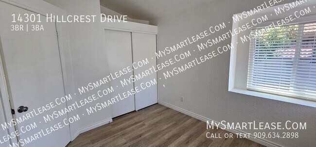 Building Photo - 14301 Hillcrest Dr
