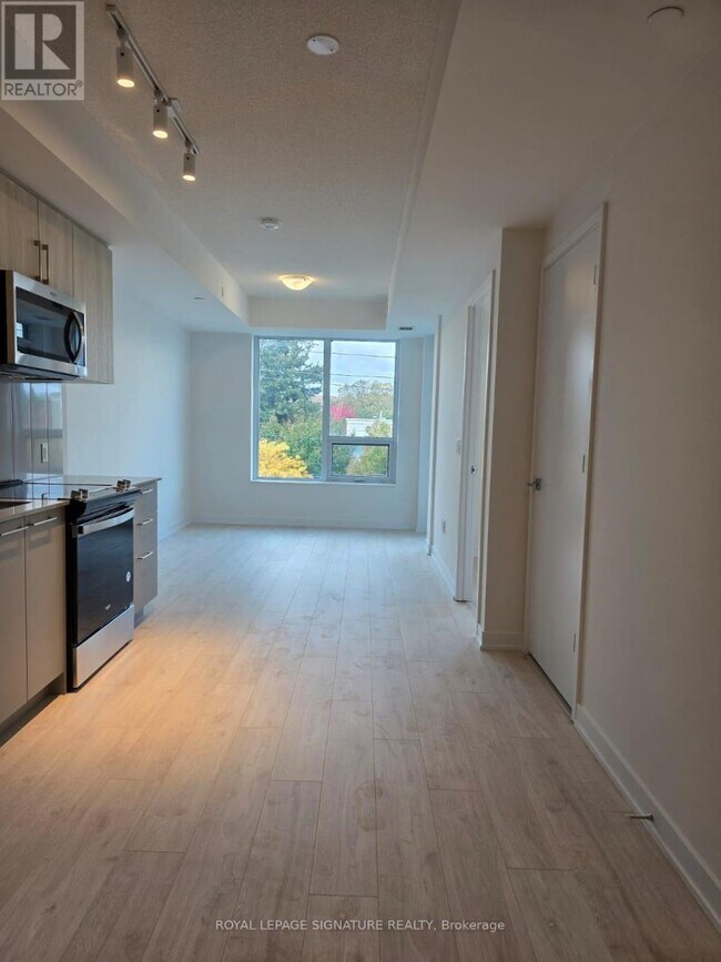 Photo du bâtiment - 500 Plains Rd E