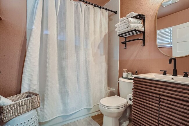 Foto del edificio - Evening Primrose @ 808A