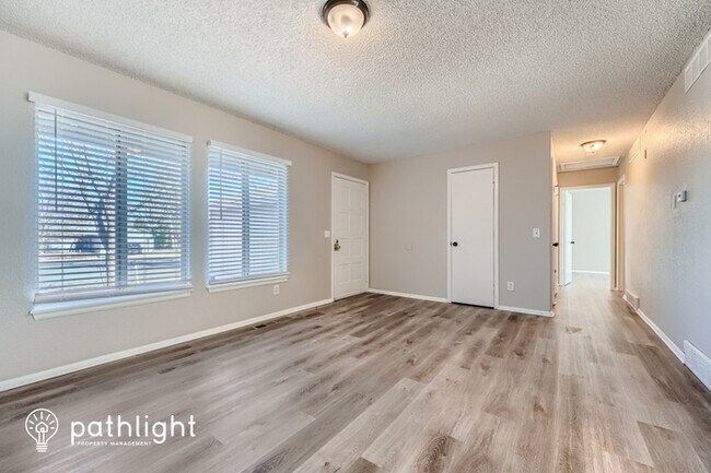 Building Photo - 4103 S Jasper St, Aurora, CO, 80013