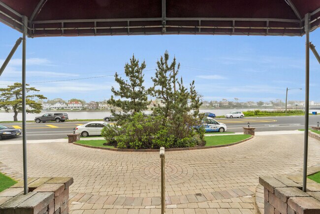 Foto del edificio - 500 Deal Lake Dr