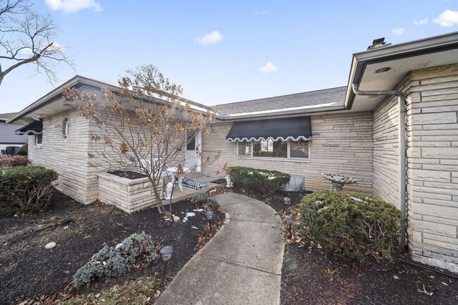 Foto del edificio - 1585 Peace Pl